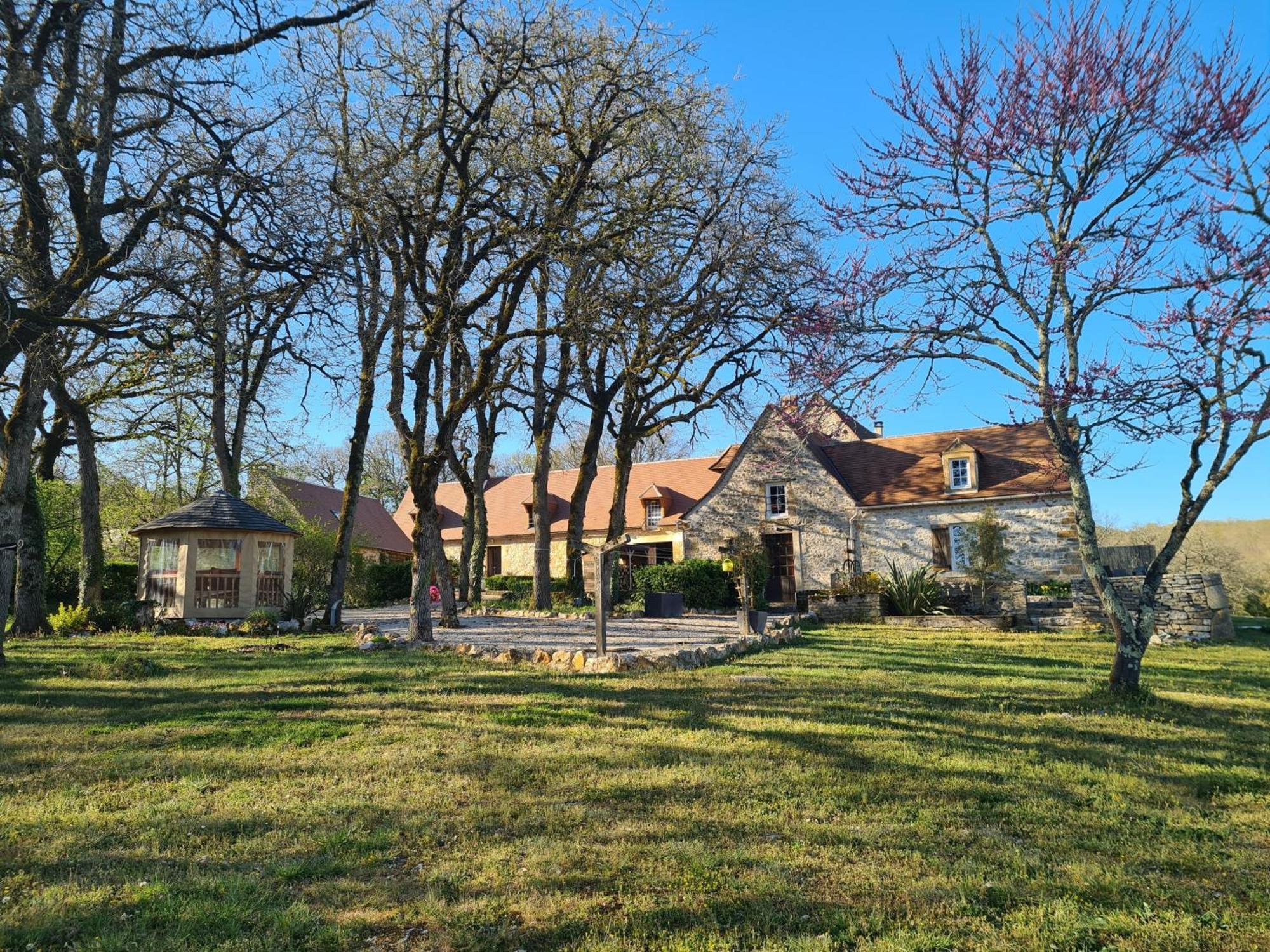 AzeratDomaine De Nineyrolle别墅 外观 照片